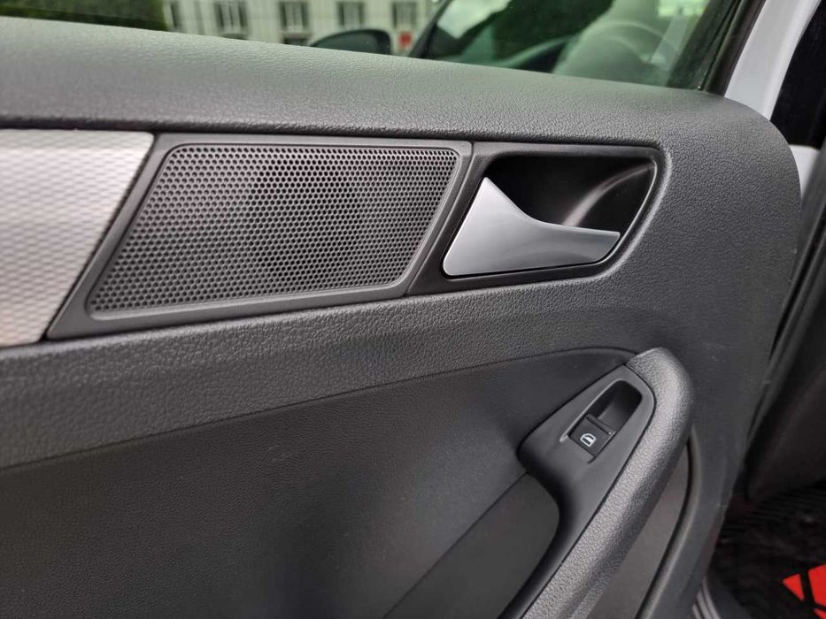 Продам  Volkswagen Jetta 2017. Можна в розстрочку, під викуп.