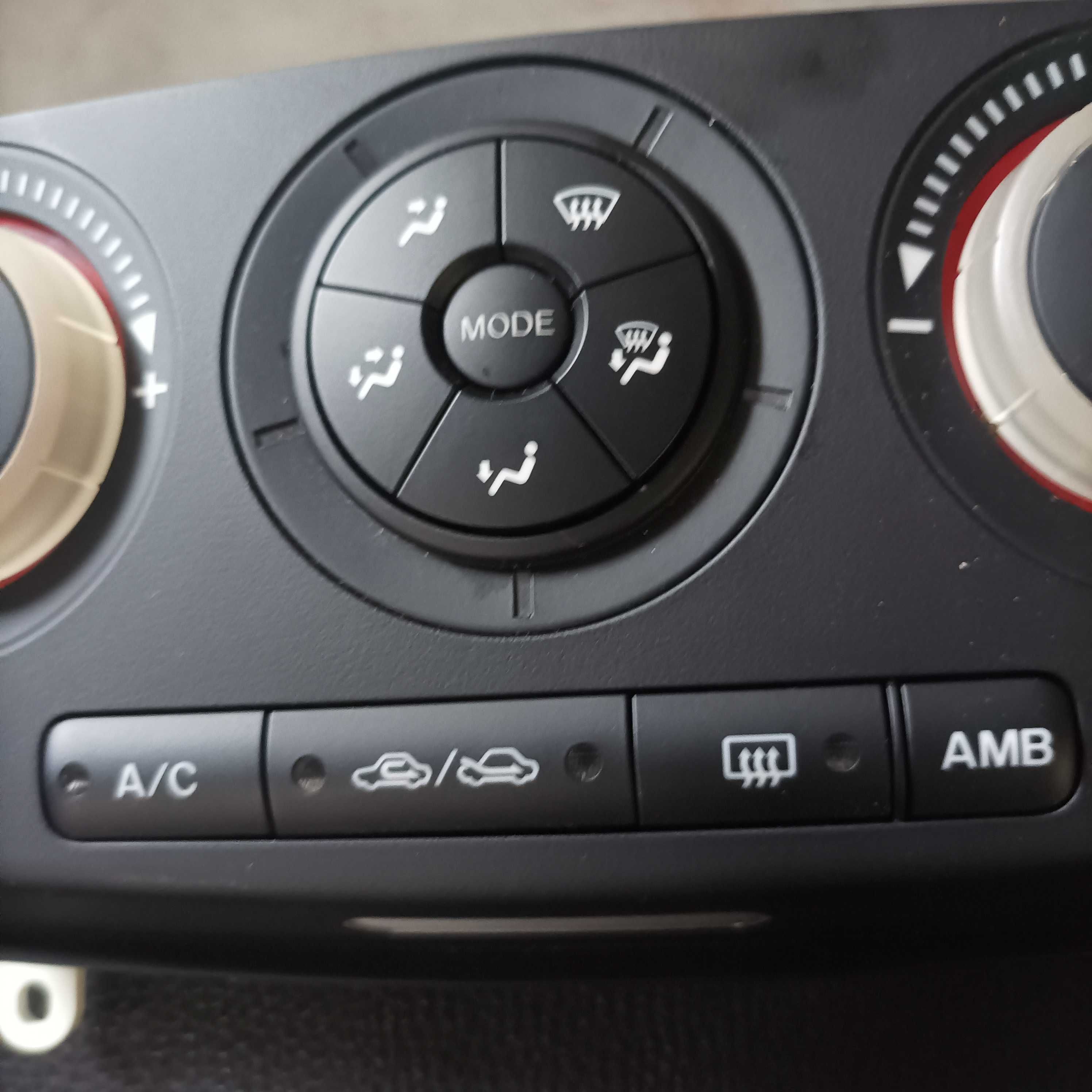 Módulo comandos sofagem e a/c Mazda 3