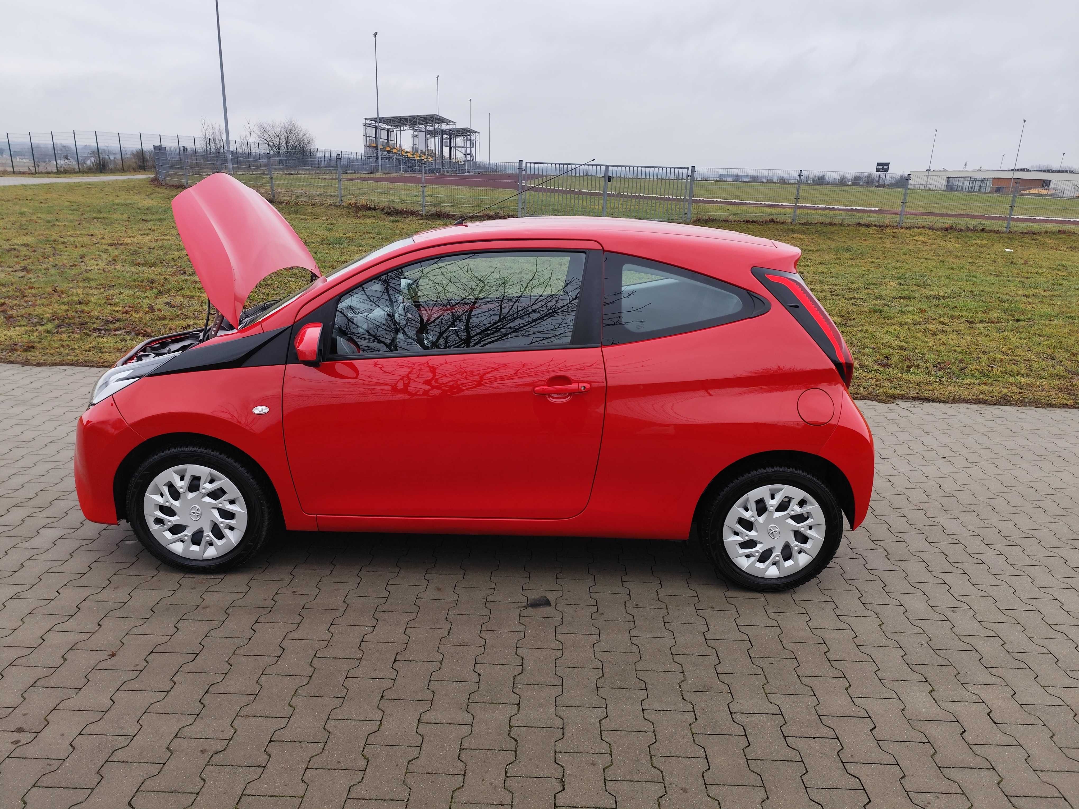 Toyota AYGO 1,0 VVT-i,72KM, Super stan i bogate wyposażenie, OKAZJA !