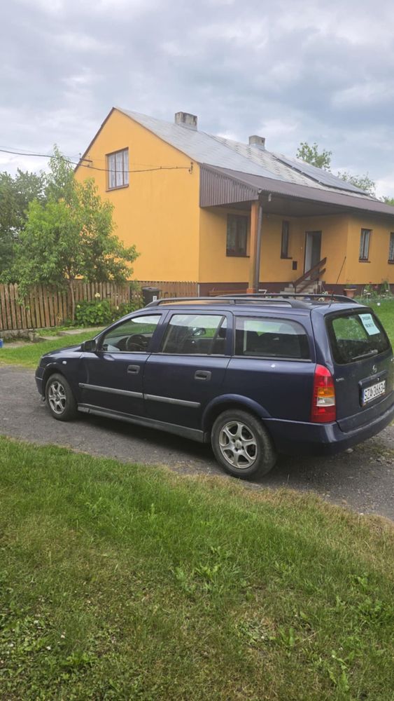 Astra 2 comfort sprzedam z żalem