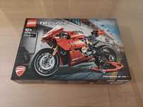 Lego Technic - Ducati Panigale V4 R 42107