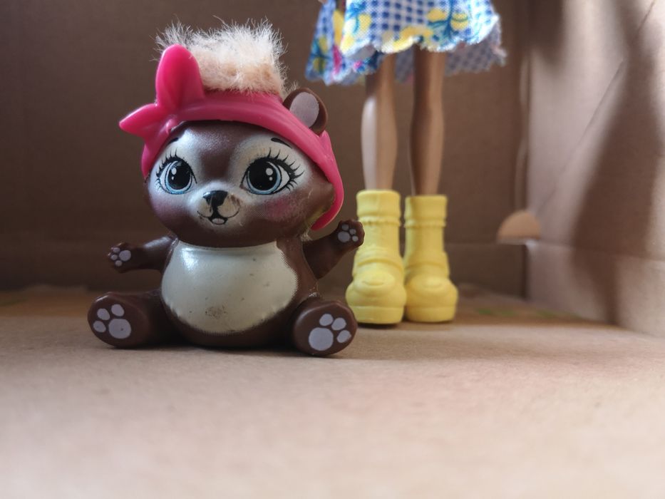 Lalki enchantimals owca pies husky miś