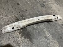 Belka przedniego zderzaka BMW E39