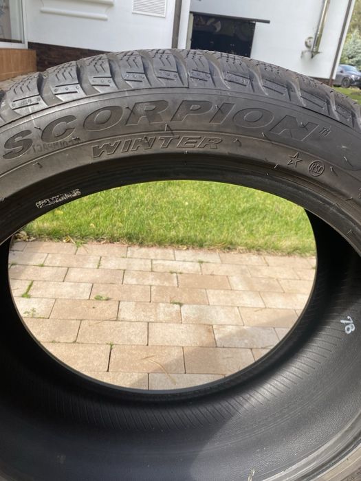 Продаю комплект зимових шин R21