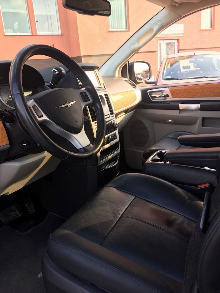 Chrysler Grand Voyager 2.8CRD