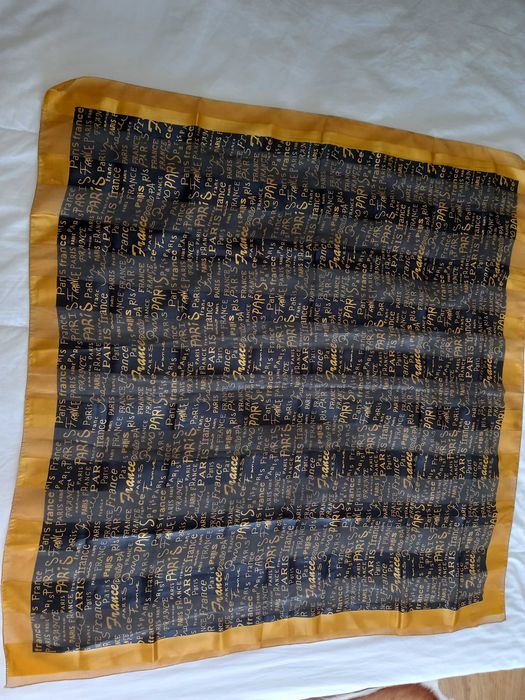 Lenço quadrado  Paris