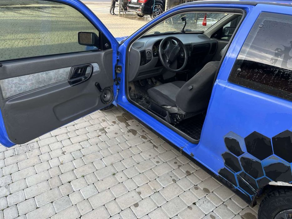 Продам економний, неприхотливий пацанський корчик,на повному ходу