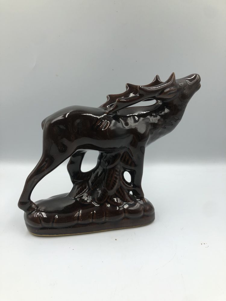 Porcelanowa figurka jelenia PRL