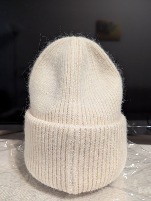 Шапка ангорова зимова