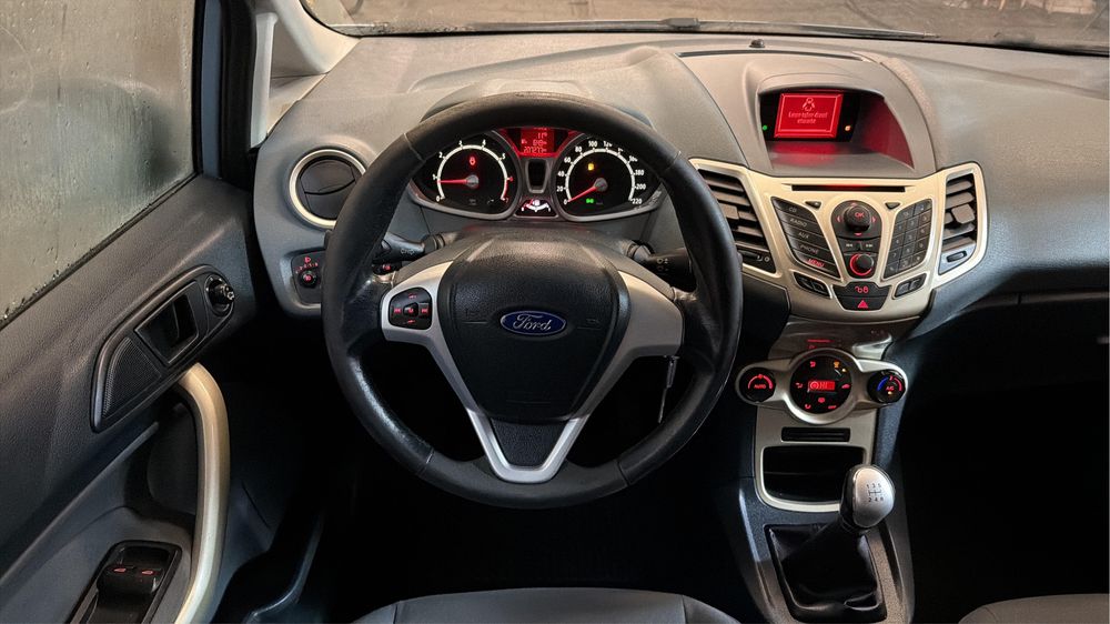 Ford Fiesta 1,4 benzyna GHIA * KLIMA * Alu * Serwisowany