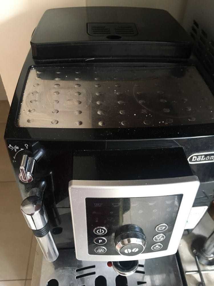 sprzedam ekspres delonghi w b. dobrym stanie