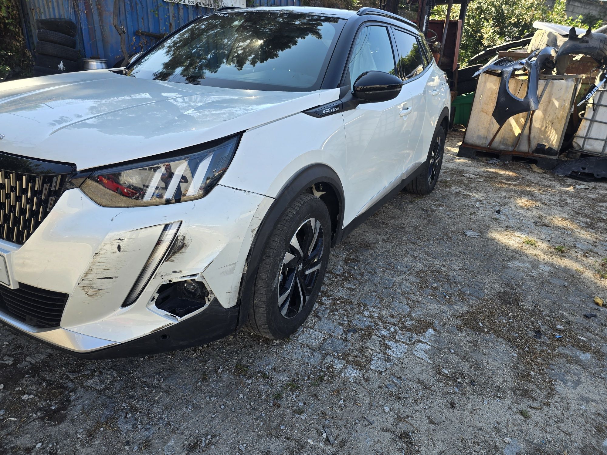 Peugeot 2008 gt line 1.2.130cv