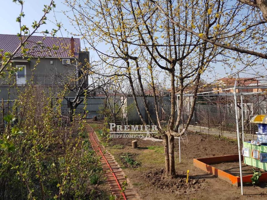 Дом 67 м2 с участком 4 сотки 16 ст Фонтана рядом Море