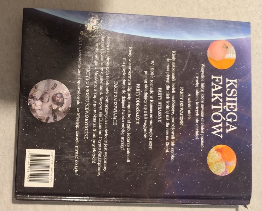 Księga faktów książka