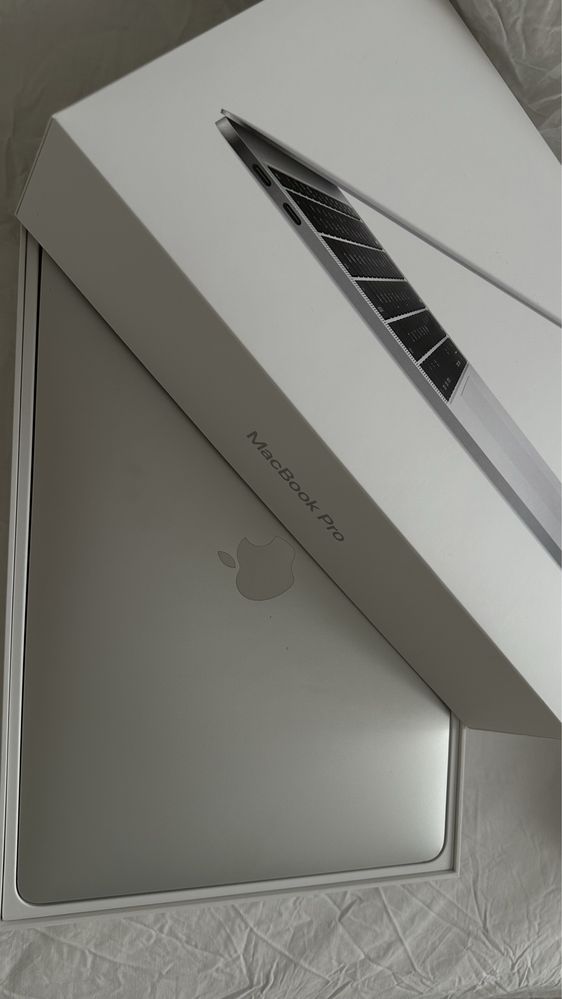 MacBook Pro 13” 128gb