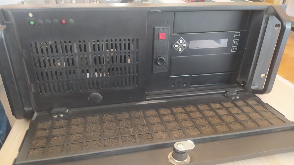 Komputer przemysłowy rack 4U