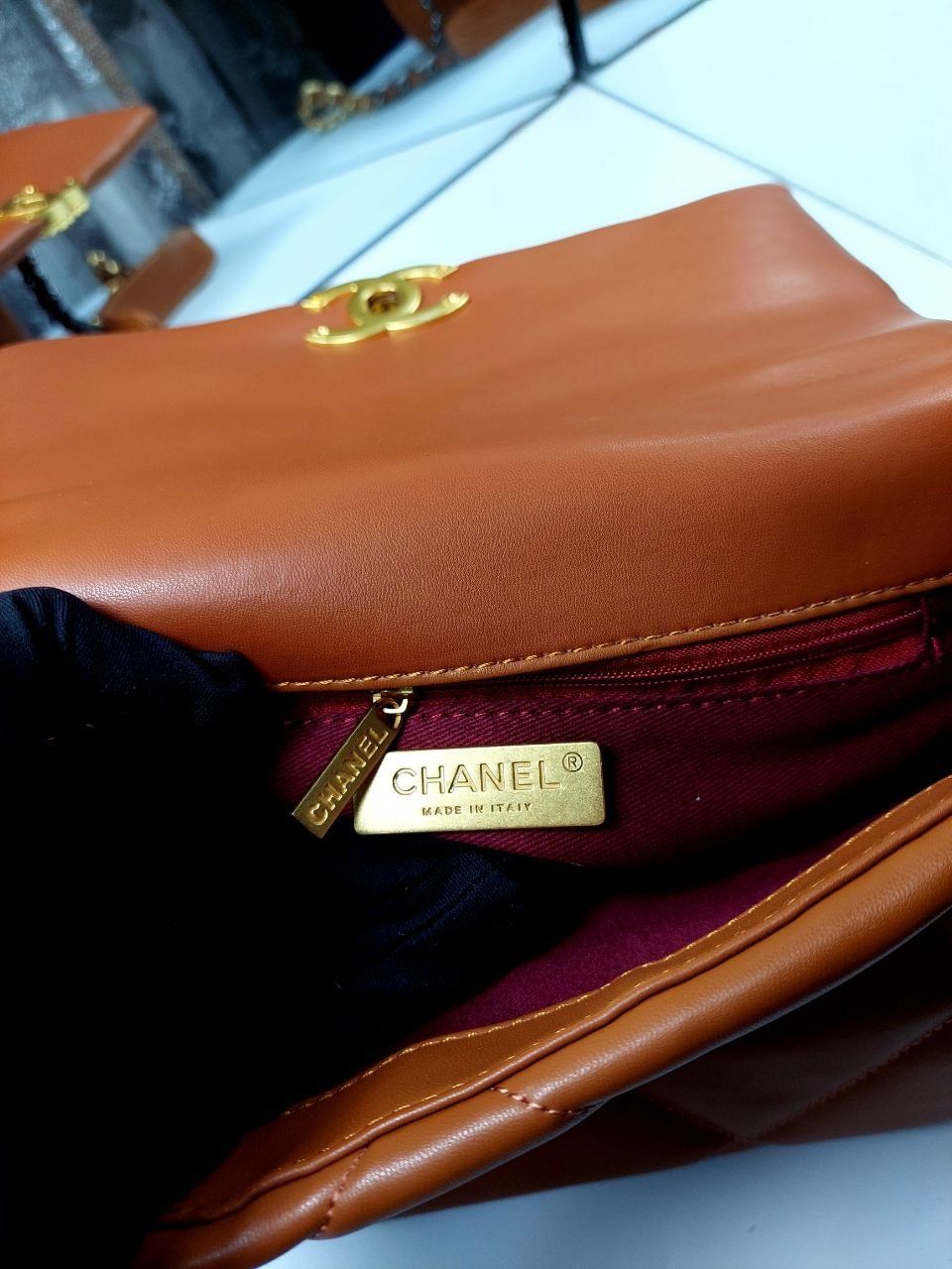 Сумка женская кожаная Chanel шанель карамельного цвета
