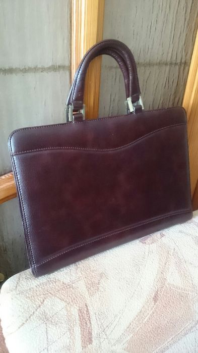 Деловой  портфель для документов