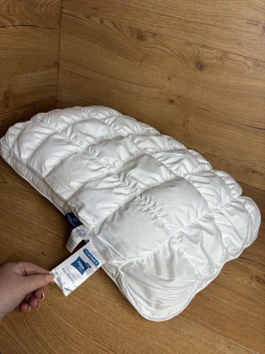 Подушка анатомічна."тісто"50-70.70-70.гіпоалергенна
