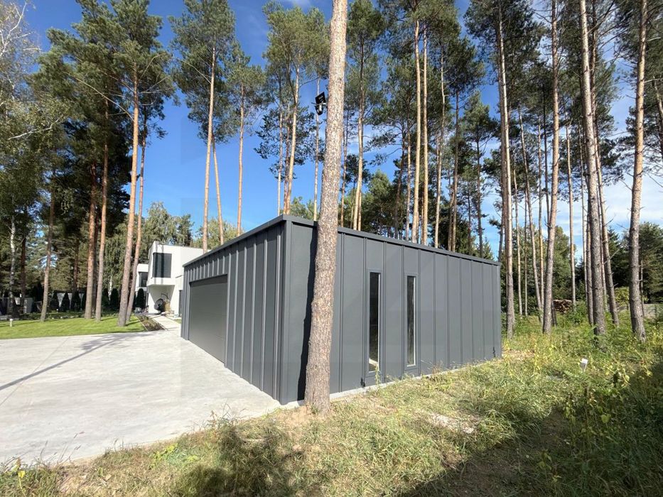garaż blaszany 9x7 jednospadowy t-panel brama segmentowa