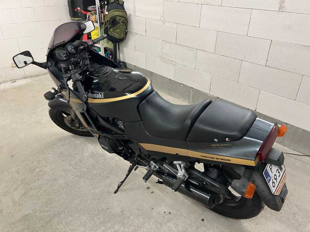 Kawasaki GPZ 600R