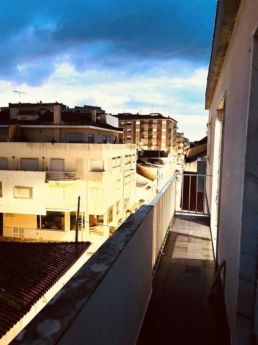 Quartos com Varanda no Cartaxo