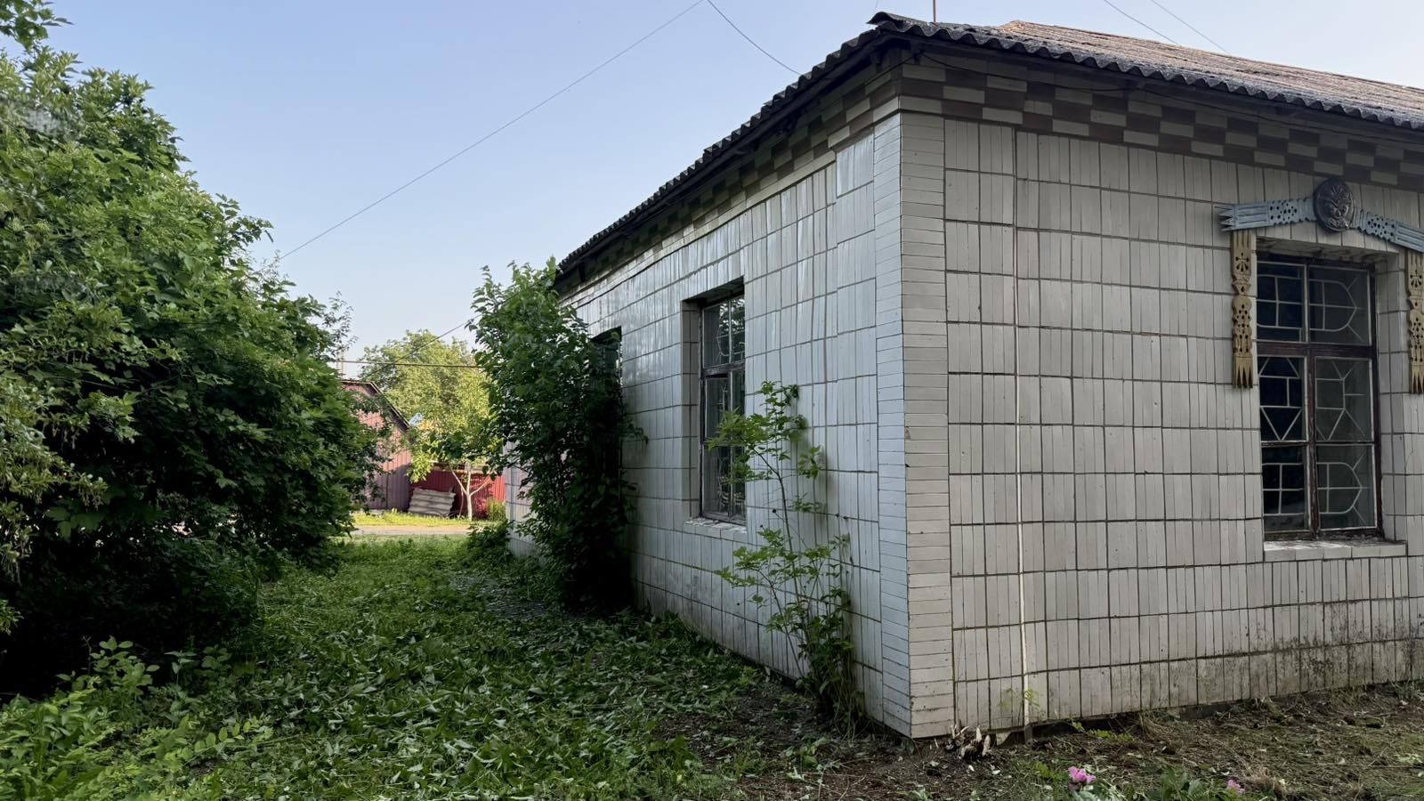 Продам дім 180 м ²