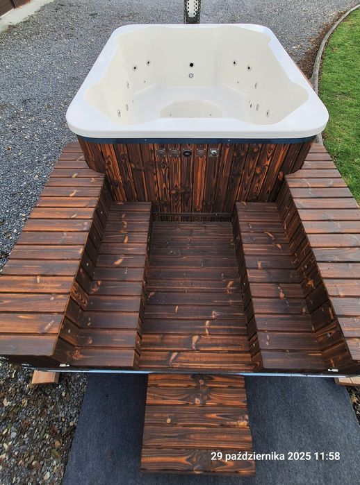 Wynajem Jaccuzi mobilne na przyczepce lekkiej. Gratisy