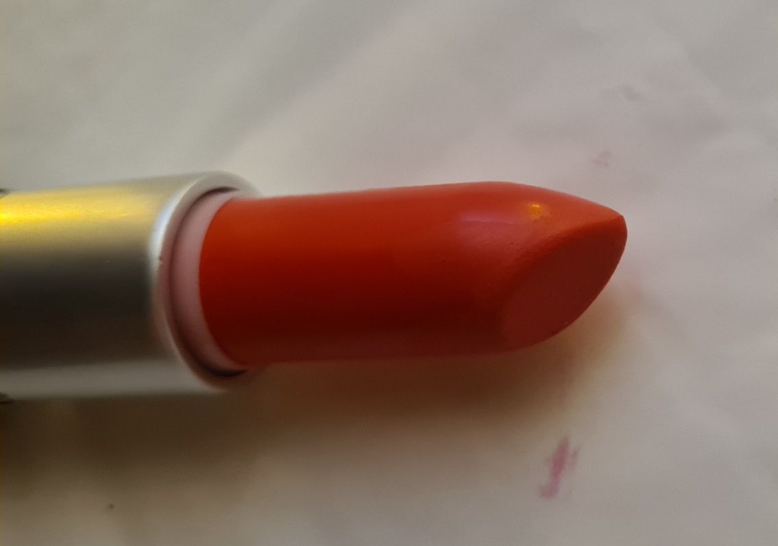 Morange szminka pomadka MAC matowa makijaż