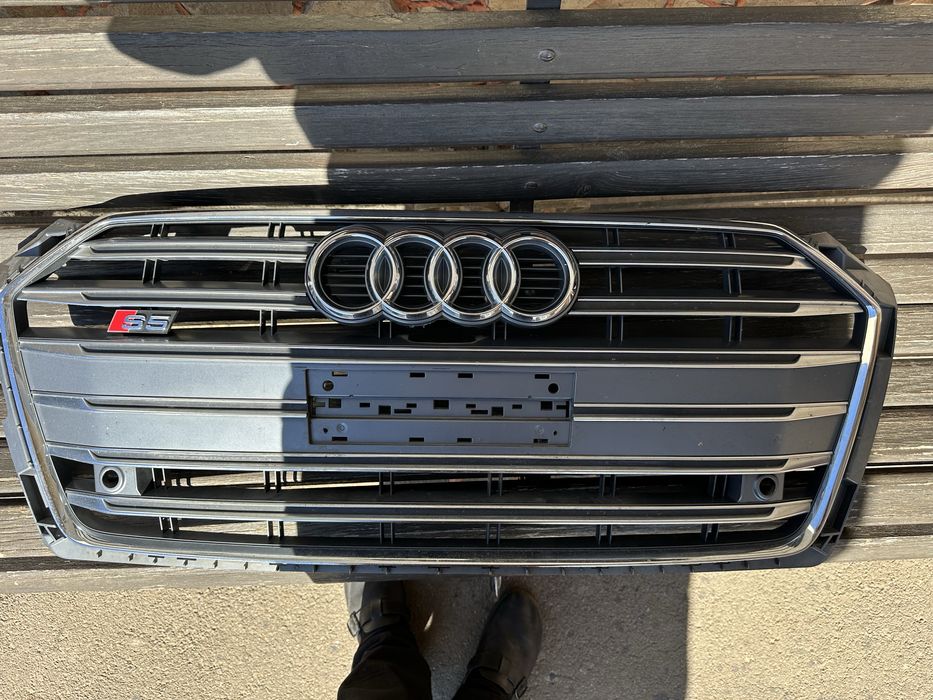 Решітка радиатора гриль S-Line на Audi S5 A5 F5 2016-2020 рік