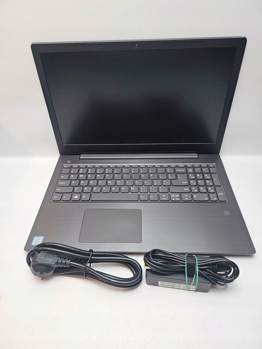 A616] Laptop Lenovo V330-15IKB i5-8250U 8GB 256GB NVMe W11 bateria
