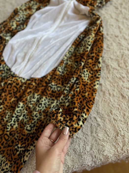 Маскарадний новорічний костюм леопарда , гепарда