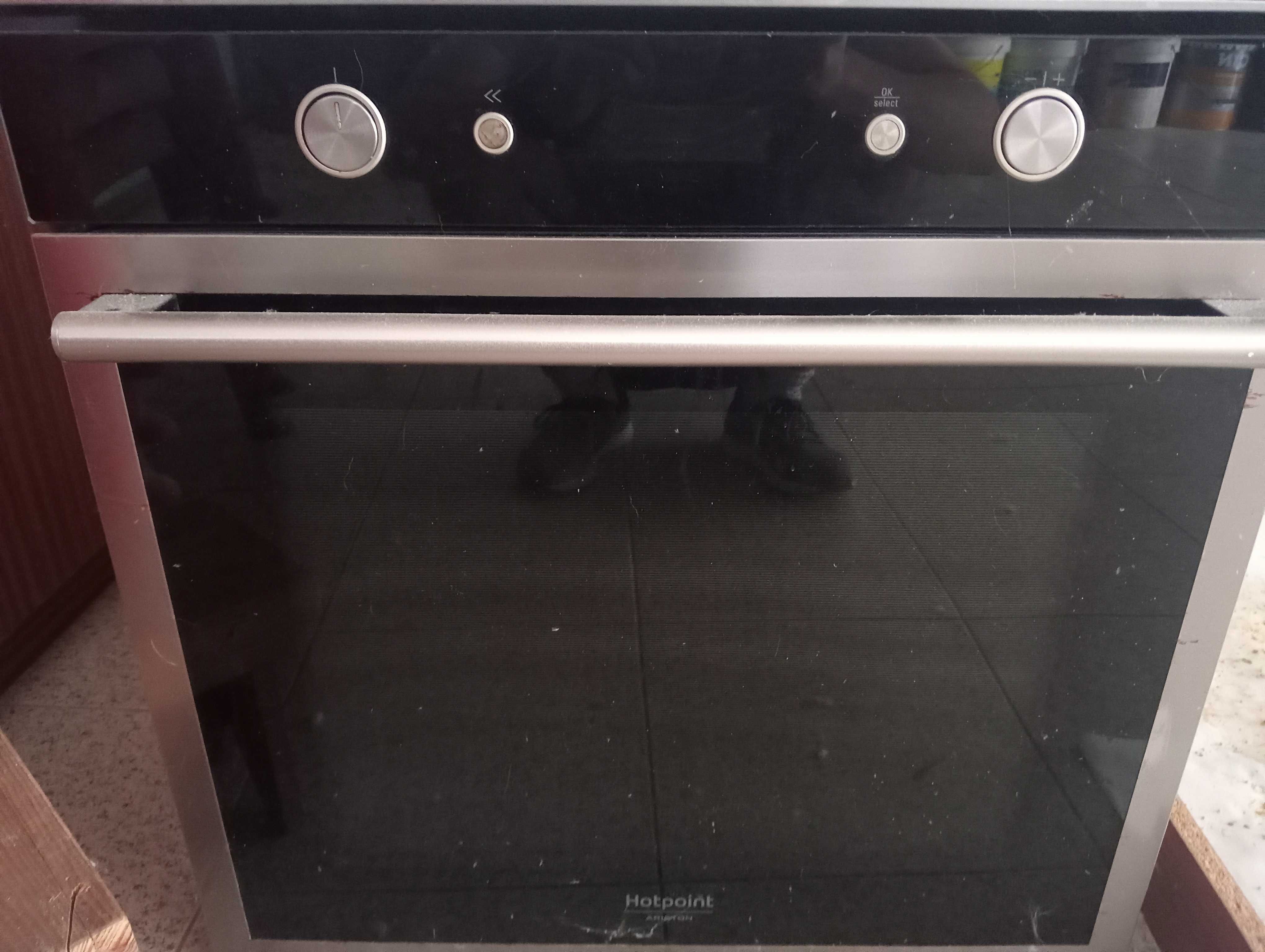 Placa de indução e forno