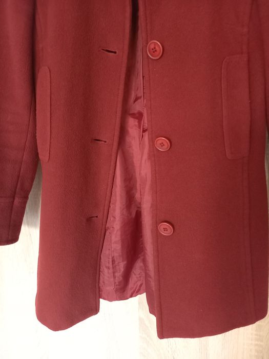 Bordowy płaszczyk  kurtka Sisley M