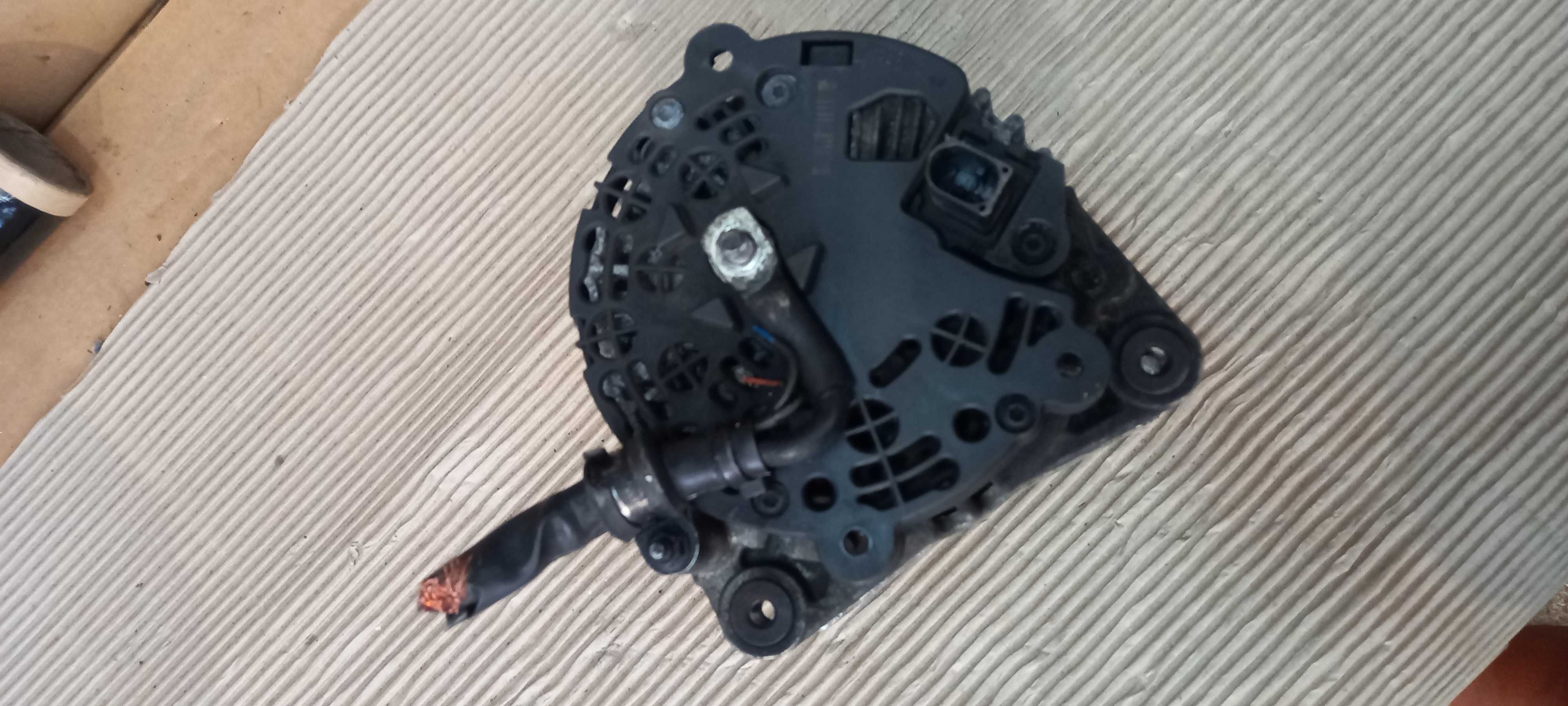 Alternator Volkswagen Passat B6 2.0 TDi 180A