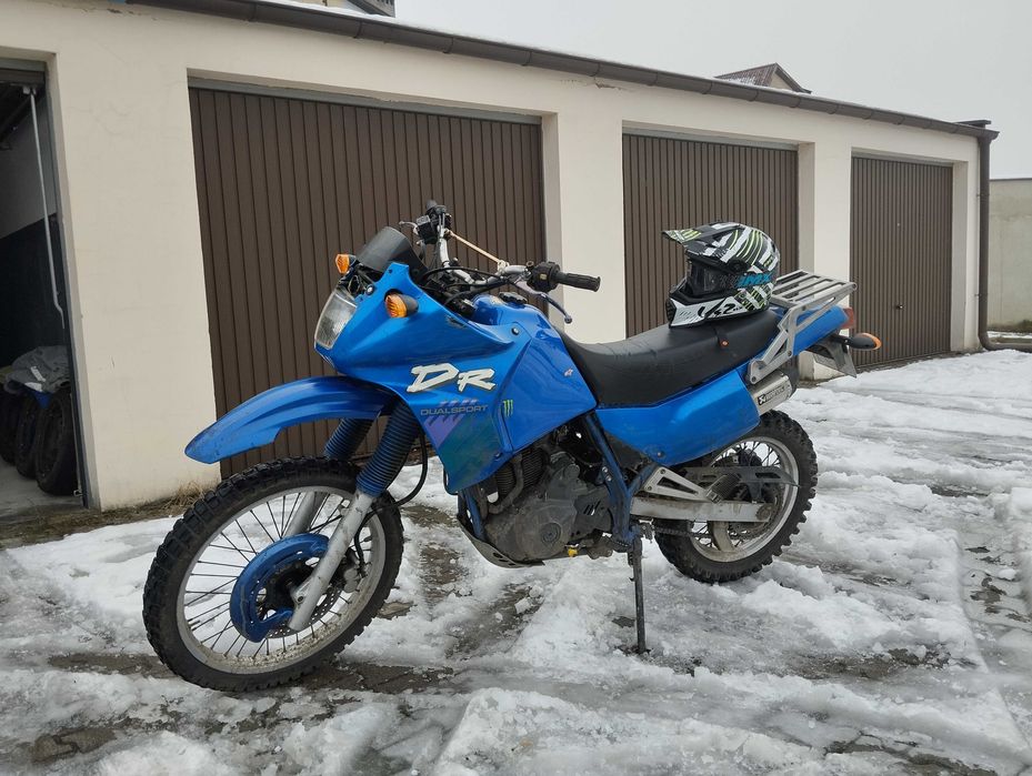 SUZUKI DR 650. Wersja z rozrusznikiem.