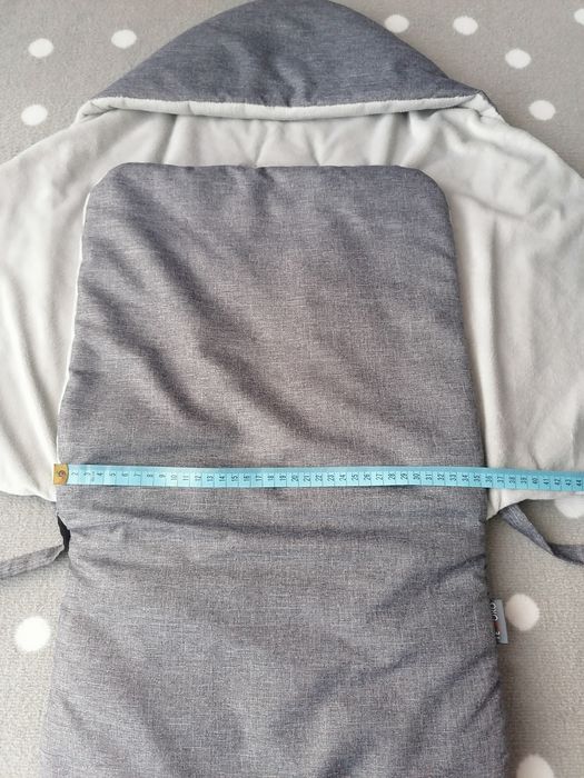 Otulacz śpiworek do fotelika wózka na sanki