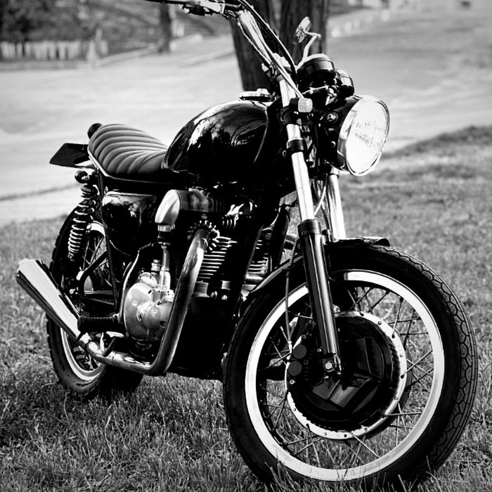Мотоцикл Kawasaki W650