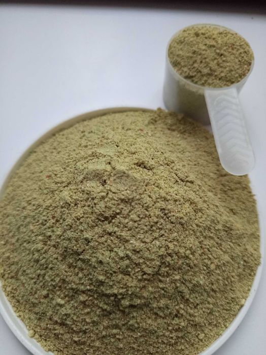 MIX 3E- 100 % uzupełnienie karmy dla gołębi w (proszku (800g)