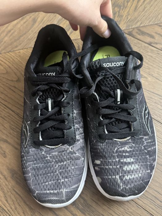 Кросівки Saucony