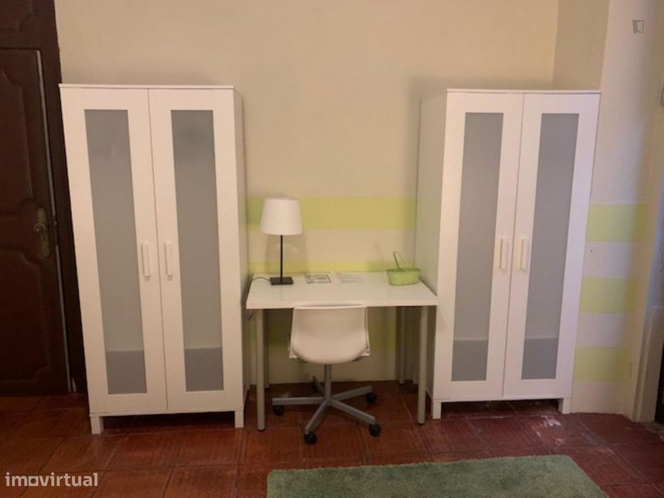 136663 - Quarto junto a praia e estação comboios