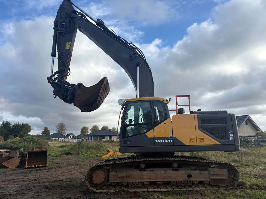Volvo EC300EL  Volvo EC300EL 2019r. Rototilt, 8390mtg!!!