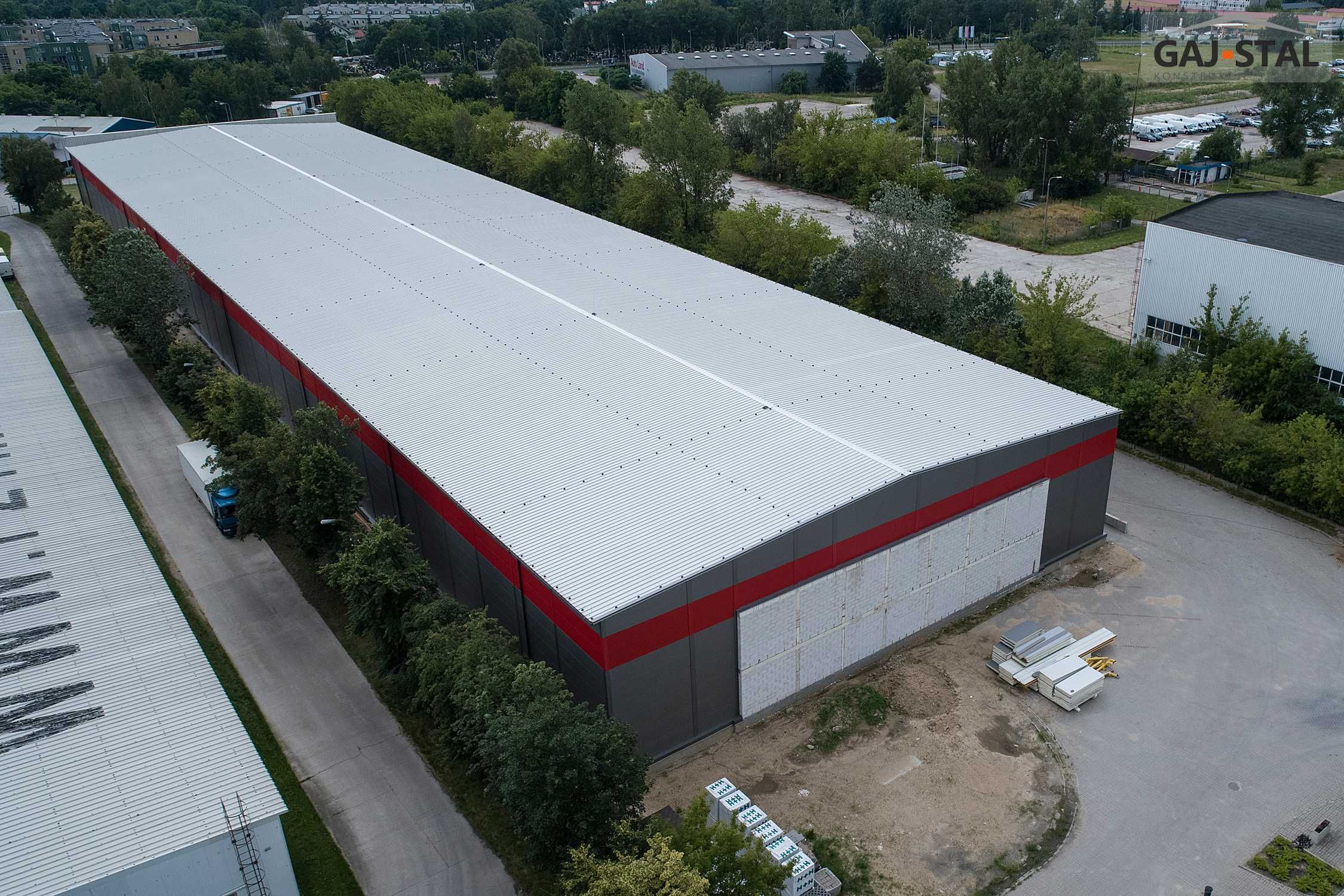 Magazyn logistyczny przeładunkowy 5000 m2 budowa