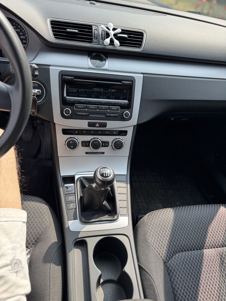 Volkswagen Passat B7 2012, 1.8