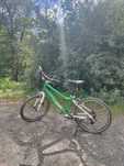 Zielony rower dziecięcy WOOM 4