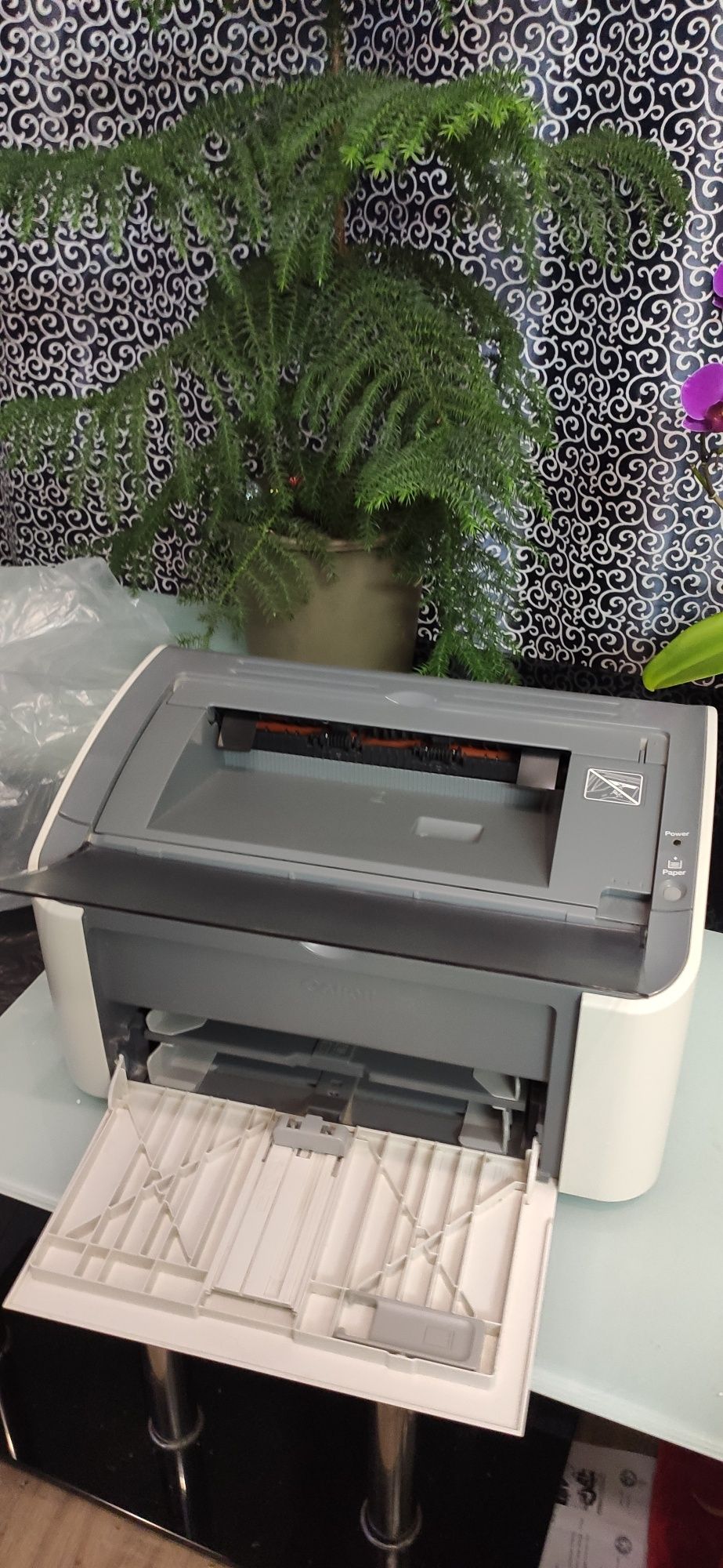 Продам лазерный принтер canon lbp 2900