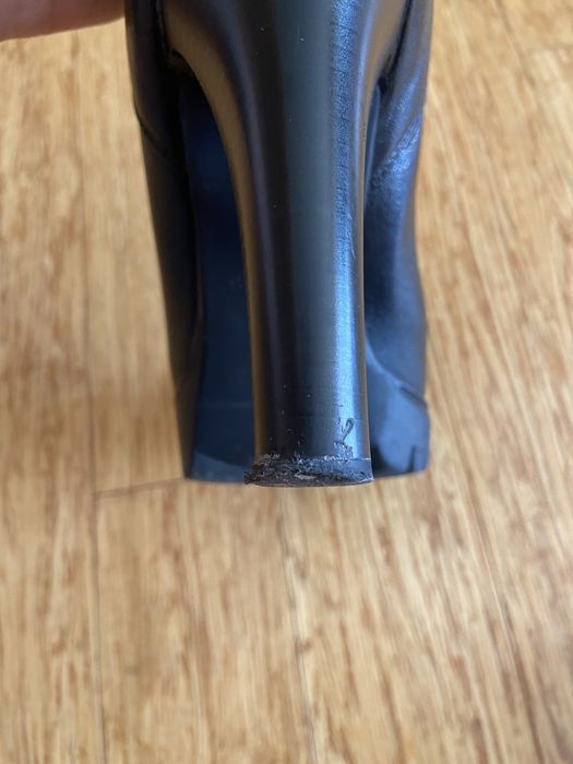 Czarne botki Wojas na obcasie - rozmiar 40