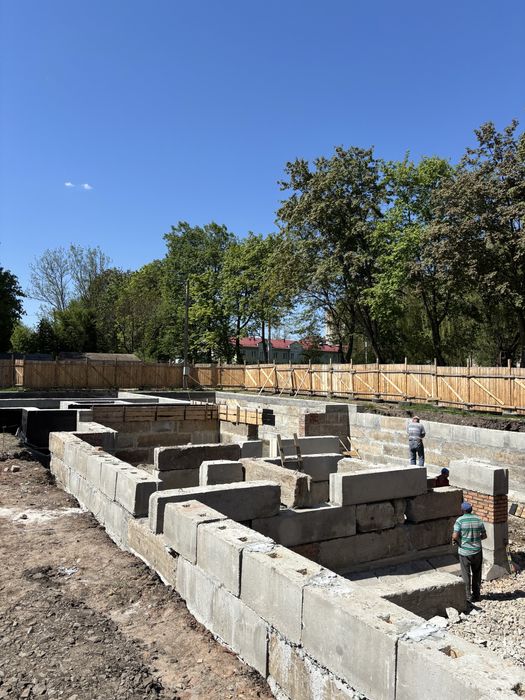 Продається двокімнатна квартира