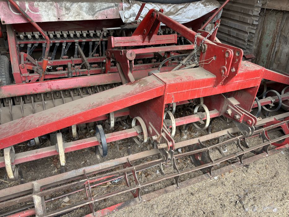 Sprzedam agregat uprawowo siewny famarol 3 mb