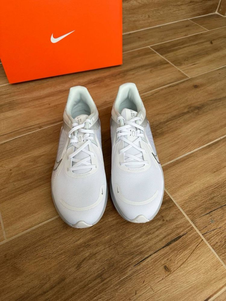 Кроссовки Nike Quest 5